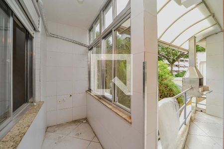 Apartamento para alugar com 137m², 2 quartos e sem vagaÁrea de Serviço