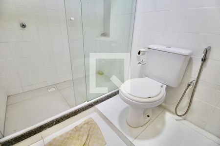 Apartamento para alugar com 80m², 3 quartos e 2 vagasBanheiro Social