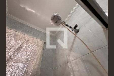 Casa à venda com 300m², 3 quartos e 2 vagas Casa à venda com 300m², 3 quartos e 2 vagasBanheiro da suíte