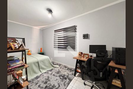 Casa à venda com 300m², 3 quartos e 2 vagas Casa à venda com 300m², 3 quartos e 2 vagasQuarto 2