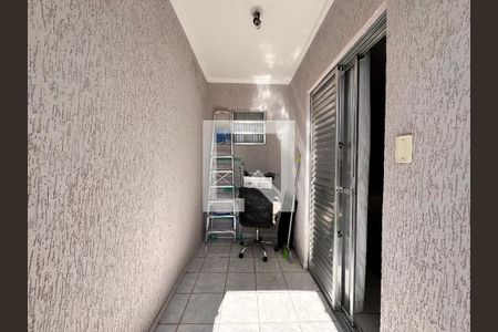 Casa à venda com 300m², 3 quartos e 2 vagas Casa à venda com 300m², 3 quartos e 2 vagasSacada