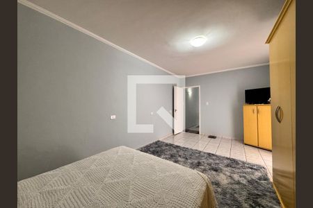 Casa à venda com 300m², 3 quartos e 2 vagas Casa à venda com 300m², 3 quartos e 2 vagasSuite