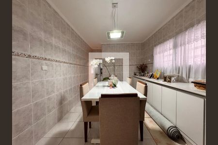 Casa à venda com 300m², 3 quartos e 2 vagas Casa à venda com 300m², 3 quartos e 2 vagasCopa