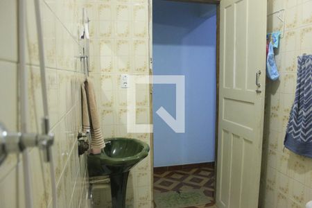 Casa à venda com 125m², 3 quartos e sem vagaBanheiro 2