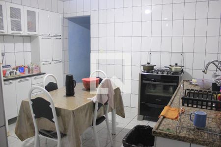 Casa à venda com 125m², 3 quartos e sem vagaCozinha