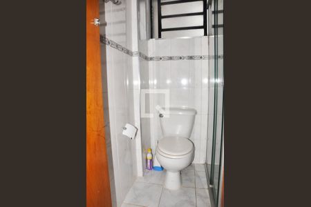 Apartamento à venda com 47m², 2 quartos e 1 vaga Apartamento à venda com 47m², 2 quartos e 1 vagaDetalhe - Banheiro Social