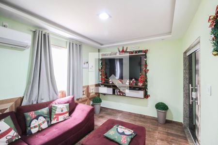 Sala de casa para alugar com 2 quartos, 113m² em Centro, Mesquita