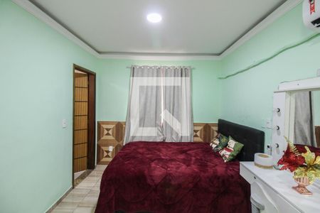 Suíte de casa para alugar com 2 quartos, 113m² em Centro, Mesquita