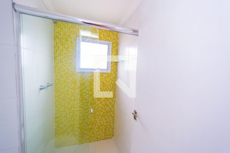 Apartamento à venda com 46m², 2 quartos e 1 vaga Apartamento à venda com 46m², 2 quartos e 1 vagaBanheiro