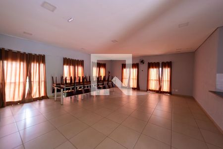 Apartamento à venda com 46m², 2 quartos e 1 vaga Apartamento à venda com 46m², 2 quartos e 1 vagaÁrea comum - Salão de festas