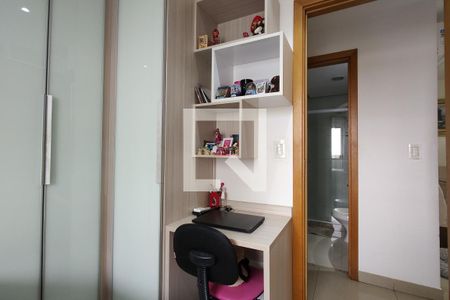 Apartamento para alugar com 78m², 3 quartos e 1 vagaQuarto 3 - Armários