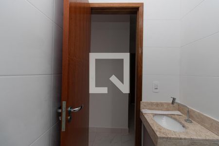 Apartamento para alugar com 39m², 2 quartos e sem vaga Apartamento para alugar com 39m², 2 quartos e sem vagaBanheiro