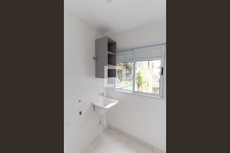 Apartamento para alugar com 45m², 2 quartos e 1 vaga Apartamento para alugar com 45m², 2 quartos e 1 vagaCozinha e Área de Serviço