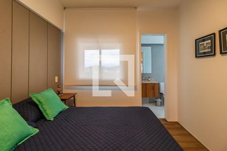 Suíte 1 de apartamento para alugar com 2 quartos, 155m² em Alphaville, Barueri