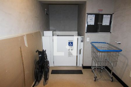 Apartamento à venda com 27m², 1 quarto e sem vagaÁrea comum