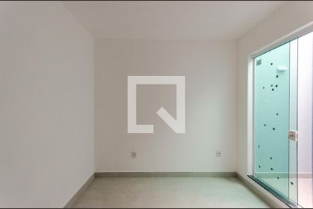 Quarto 1 de apartamento para alugar com 2 quartos, 46m² em Vila Clarice, São Paulo