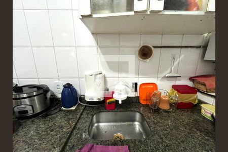 Casa à venda com 81m², 2 quartos e 2 vagasCozinha