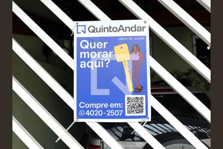 Casa à venda com 81m², 2 quartos e 2 vagasPlaquinha