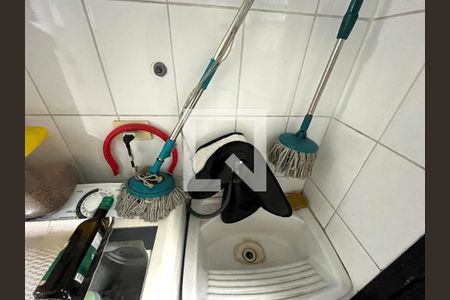 Casa à venda com 81m², 2 quartos e 2 vagasÁrea de Serviço