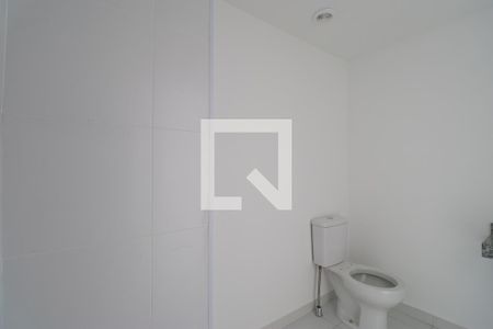 Banheiro de kitnet/studio à venda com 1 quarto, 28m² em Lapa, São Paulo