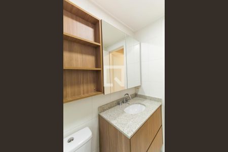 Apartamento à venda com 92m², 2 quartos e 2 vagas Apartamento à venda com 92m², 2 quartos e 2 vagasBanheiro da Suíte 1
