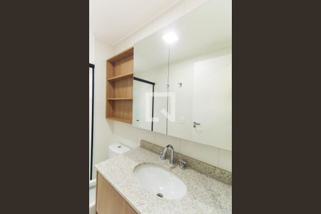 Apartamento à venda com 92m², 2 quartos e 2 vagas Apartamento à venda com 92m², 2 quartos e 2 vagasBanheiro da Suíte 1