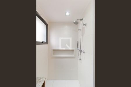 Apartamento à venda com 92m², 2 quartos e 2 vagas Apartamento à venda com 92m², 2 quartos e 2 vagasBanheiro da Suíte 2
