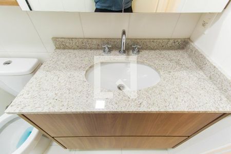 Apartamento à venda com 92m², 2 quartos e 2 vagas Apartamento à venda com 92m², 2 quartos e 2 vagasBanheiro da Suíte 1