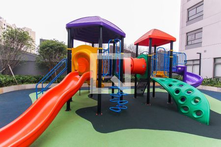 Apartamento à venda com 92m², 2 quartos e 2 vagas Apartamento à venda com 92m², 2 quartos e 2 vagasÁrea comum - Playground