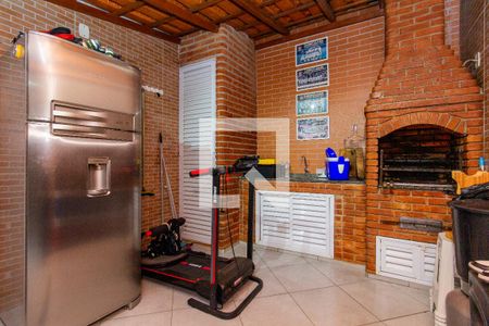 Casa à venda com 173m², 3 quartos e 2 vagas Casa à venda com 173m², 3 quartos e 2 vagasQuintal - churrasqueira