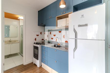 Cozinha de apartamento para alugar com 1 quarto, 25m² em Vila Buarque, São Paulo