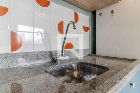 Cozinha de apartamento para alugar com 1 quarto, 25m² em Vila Buarque, São Paulo