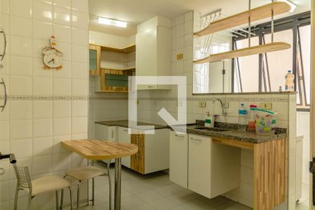 Apartamento à venda com 63m², 2 quartos e 1 vagaCozinha