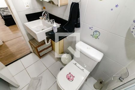 Apartamento para alugar com 96m², 3 quartos e 2 vagas Apartamento para alugar com 96m², 3 quartos e 2 vagasBanheiro Corredor