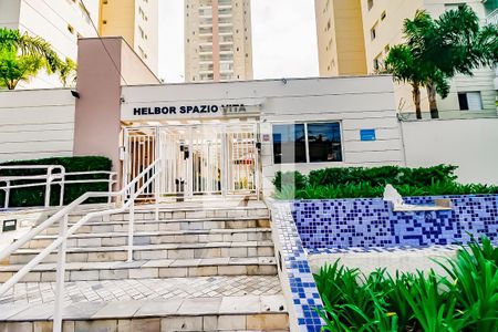 Apartamento para alugar com 96m², 3 quartos e 2 vagas Apartamento para alugar com 96m², 3 quartos e 2 vagasFachada e portaria