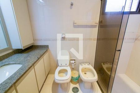 Apartamento à venda com 125m², 3 quartos e 2 vagasBanheiro da Suíte