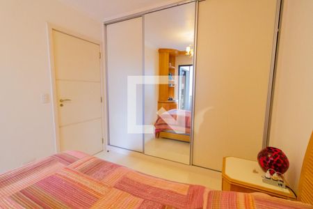 Apartamento à venda com 125m², 3 quartos e 2 vagasQuarto 2