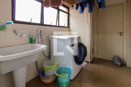 Apartamento à venda com 125m², 3 quartos e 2 vagasÁrea de serviço