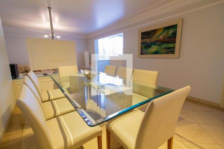 Apartamento à venda com 125m², 3 quartos e 2 vagasCopa