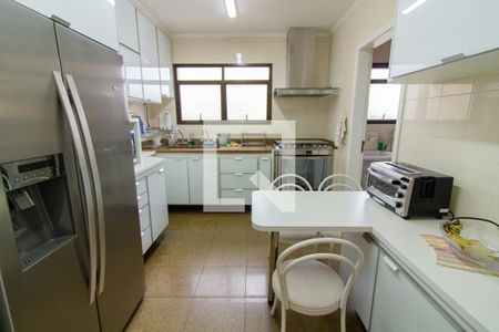 Apartamento à venda com 125m², 3 quartos e 2 vagasCozinha