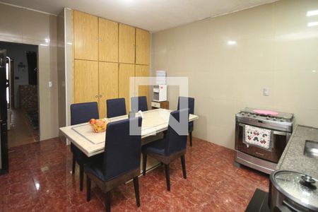 Casa à venda com 380m², 3 quartos e 1 vagaCozinha