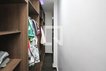 Casa à venda com 380m², 3 quartos e 1 vagaCloset