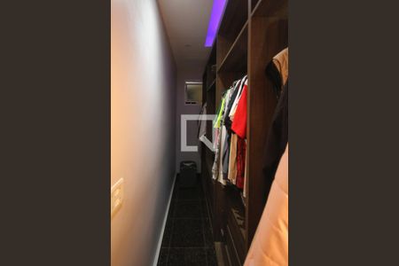 Casa à venda com 380m², 3 quartos e 1 vagaCloset