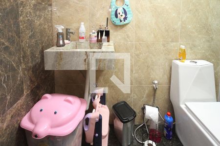 Casa à venda com 380m², 3 quartos e 1 vagaBanheiro da Suite 02