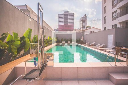 Apartamento à venda com 29m², 1 quarto e sem vaga Apartamento à venda com 29m², 1 quarto e sem vagaÁrea comum - Piscina