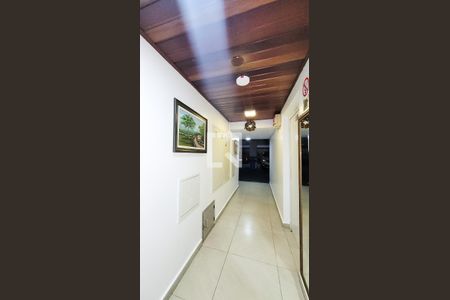 Apartamento à venda com 69m², 1 quarto e 1 vaga Apartamento à venda com 69m², 1 quarto e 1 vagaHall social