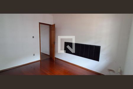 Casa à venda com 124m², 2 quartos e 3 vagas Casa à venda com 124m², 2 quartos e 3 vagasQuarto 2