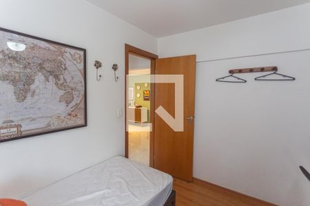 Apartamento à venda com 67m², 2 quartos e 3 vagasQuarto 2