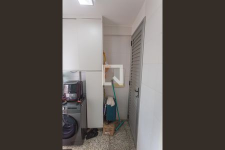 Apartamento à venda com 67m², 2 quartos e 3 vagasÁrea de Serviço