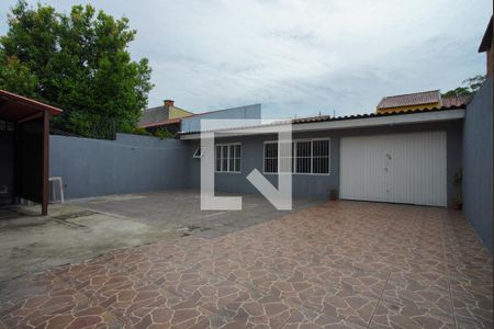 Casa à venda com 170m², 4 quartos e 2 vagasQuintal - Fundos